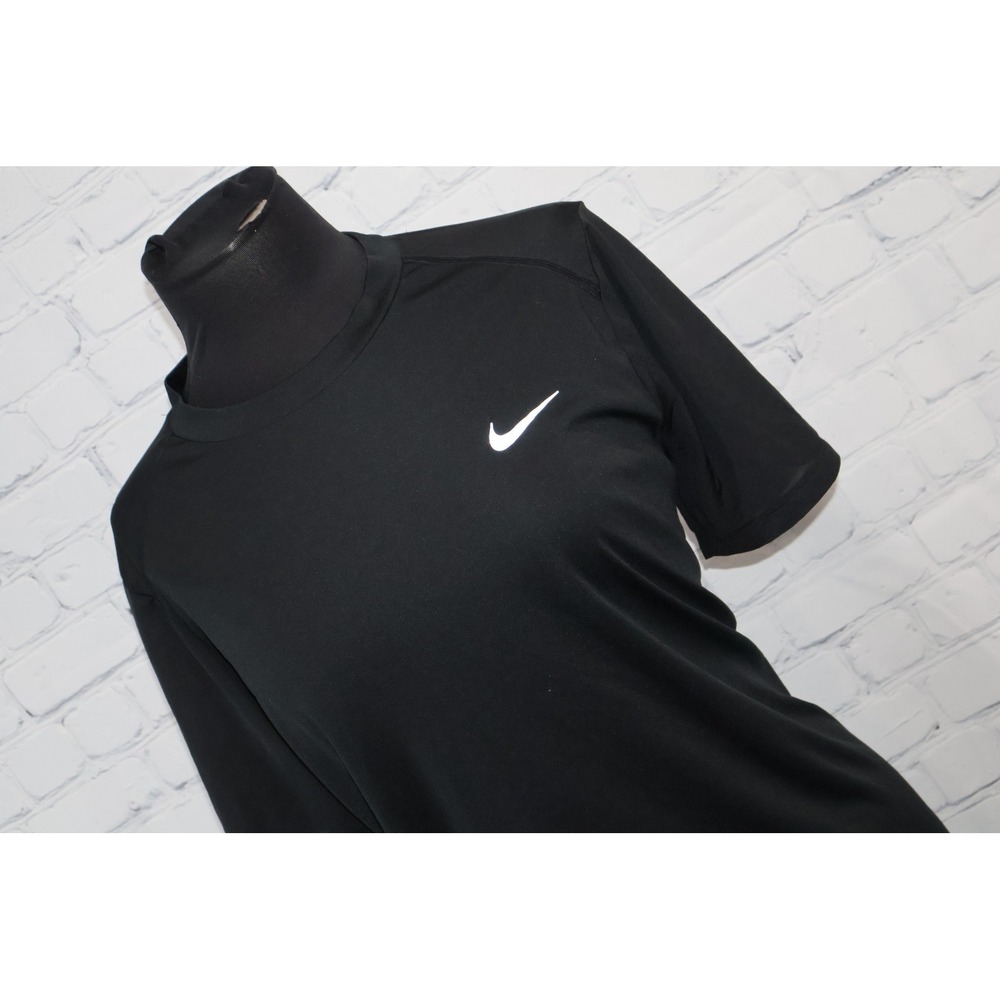 Nike Shirt Women 2X Plus Black Dri-FIT Short Sleeve Performance Tee Gym Workout